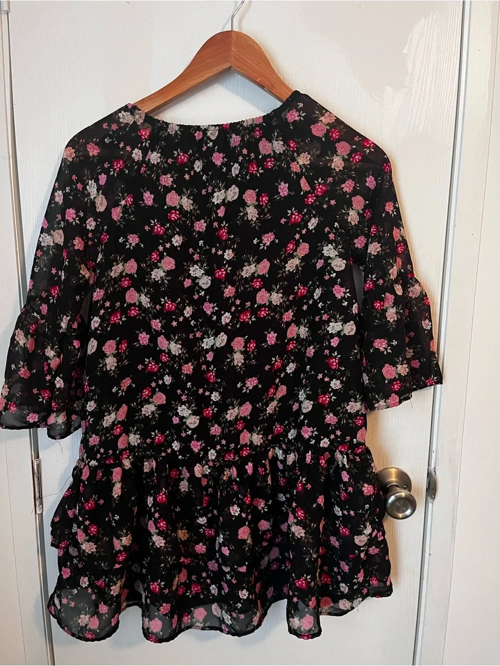 The Children’s Place Girls Black Floral Dress w Red Pink White Flowers Size 10